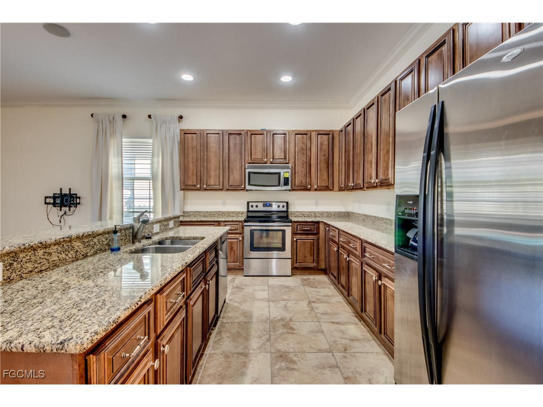 9145 Leatherwood Loop Lehigh Acres FL 33936 2025023538 image11