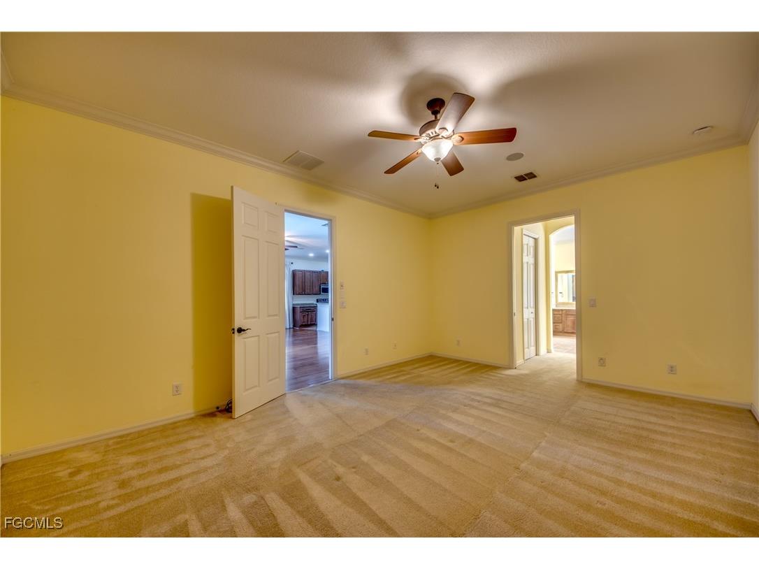 9145 Leatherwood Loop Lehigh Acres FL 33936 2025023538 image20