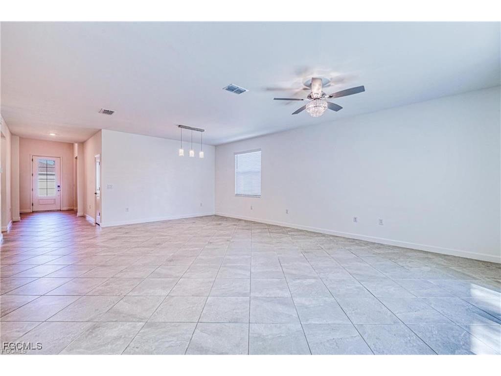 9146 Leatherwood Loop Lehigh Acres FL 33936 2025022831 image16