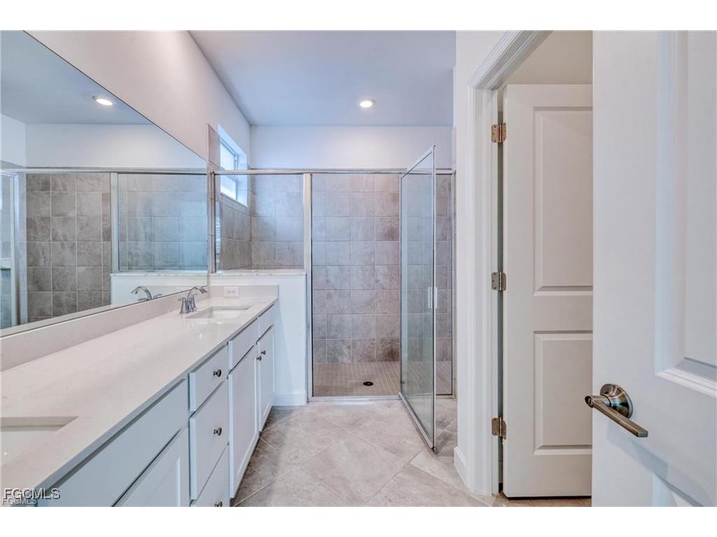 9146 Leatherwood Loop Lehigh Acres FL 33936 2025022831 image22