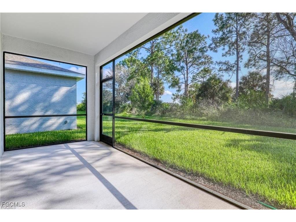 9146 Leatherwood Loop Lehigh Acres FL 33936 2025022831 image33