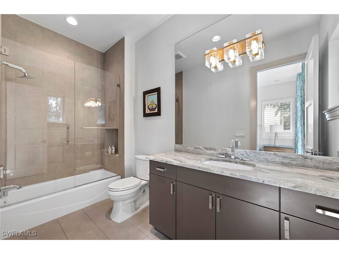 9149 Mercato Way Naples FL 34108 225077345 image24