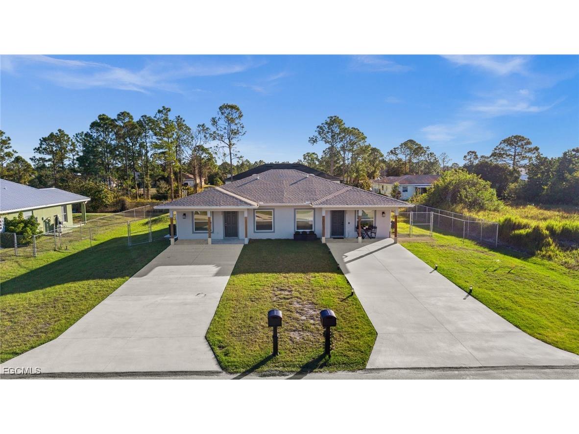 915-917 Graystone Avenue Lehigh Acres FL 33974 2025024589 image1