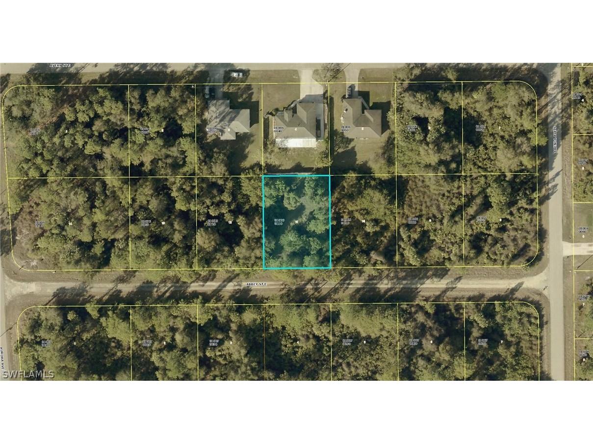 915 Abbey Street E Lehigh Acres FL 33974 226008302 image1