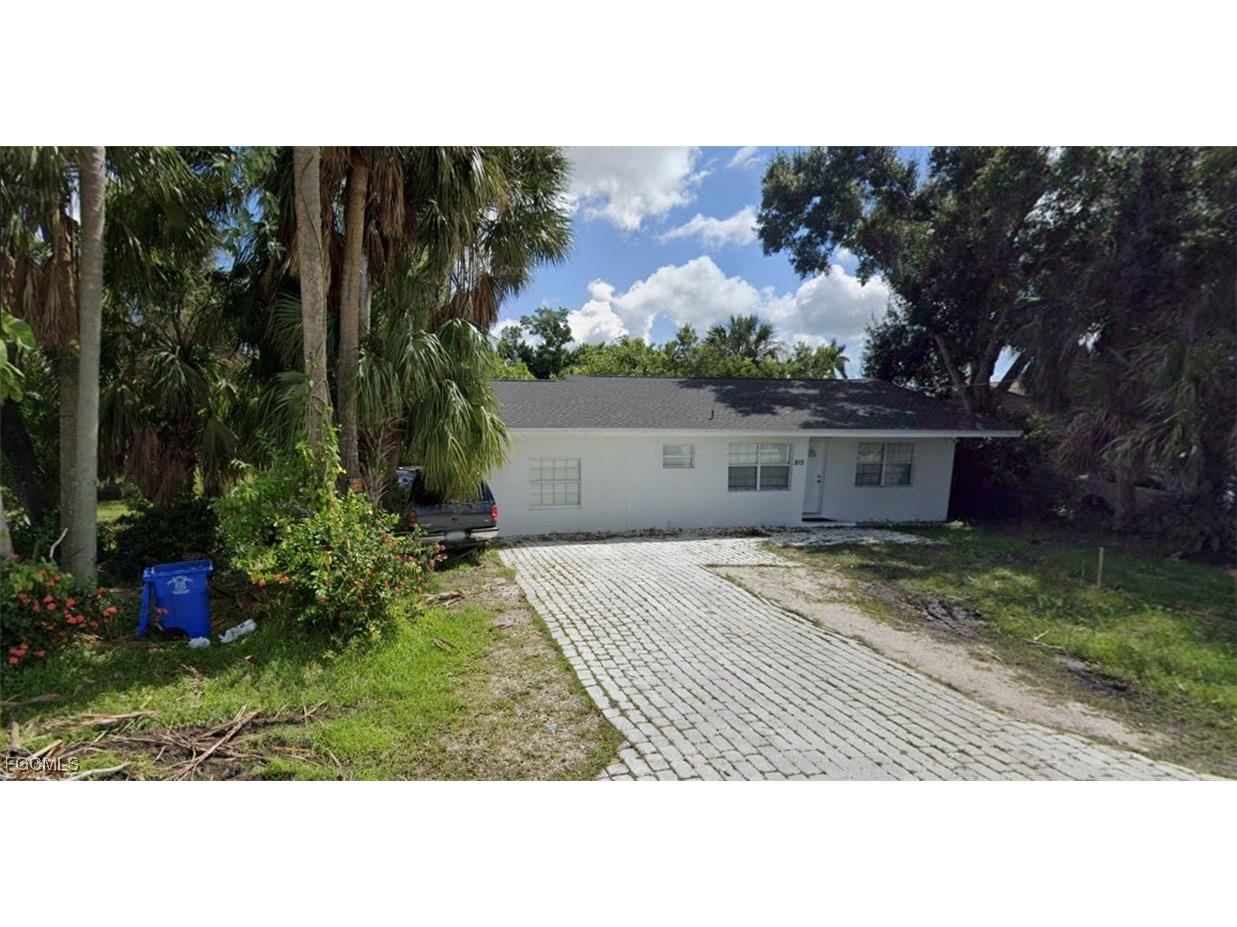 915 Alderman Street Fort Myers FL 33916 2025022365 image2