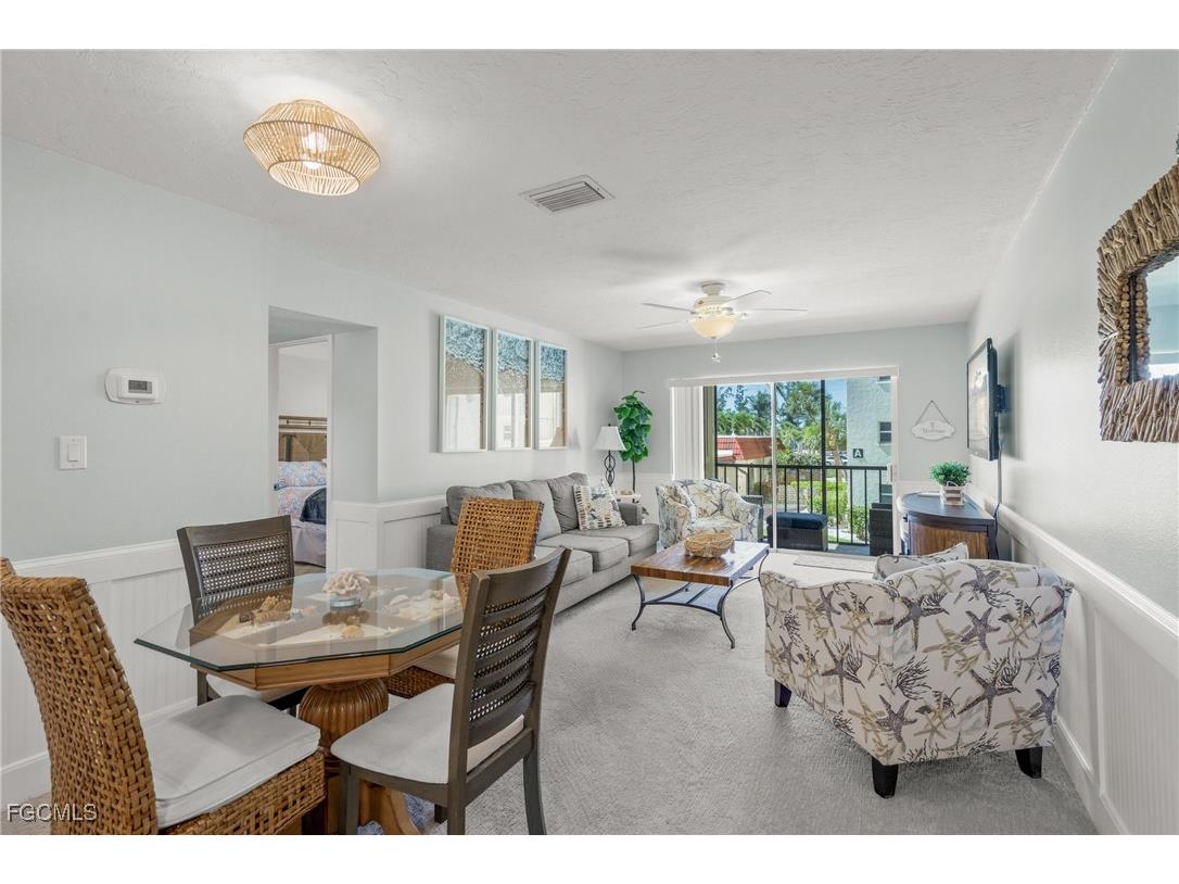 915 Beach Road #215 Sarasota FL 34242 2025005939 image1