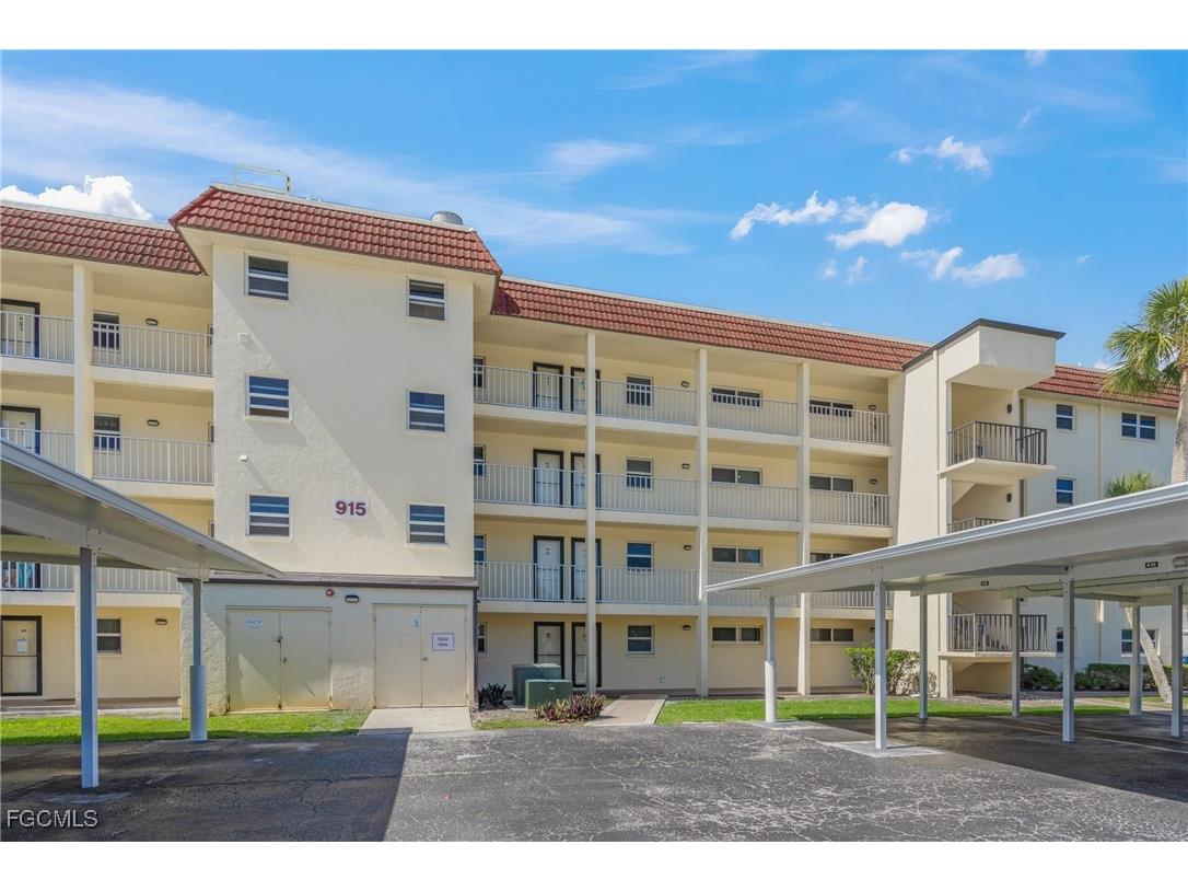 915 Beach Road #215 Sarasota FL 34242 2025005939 image2