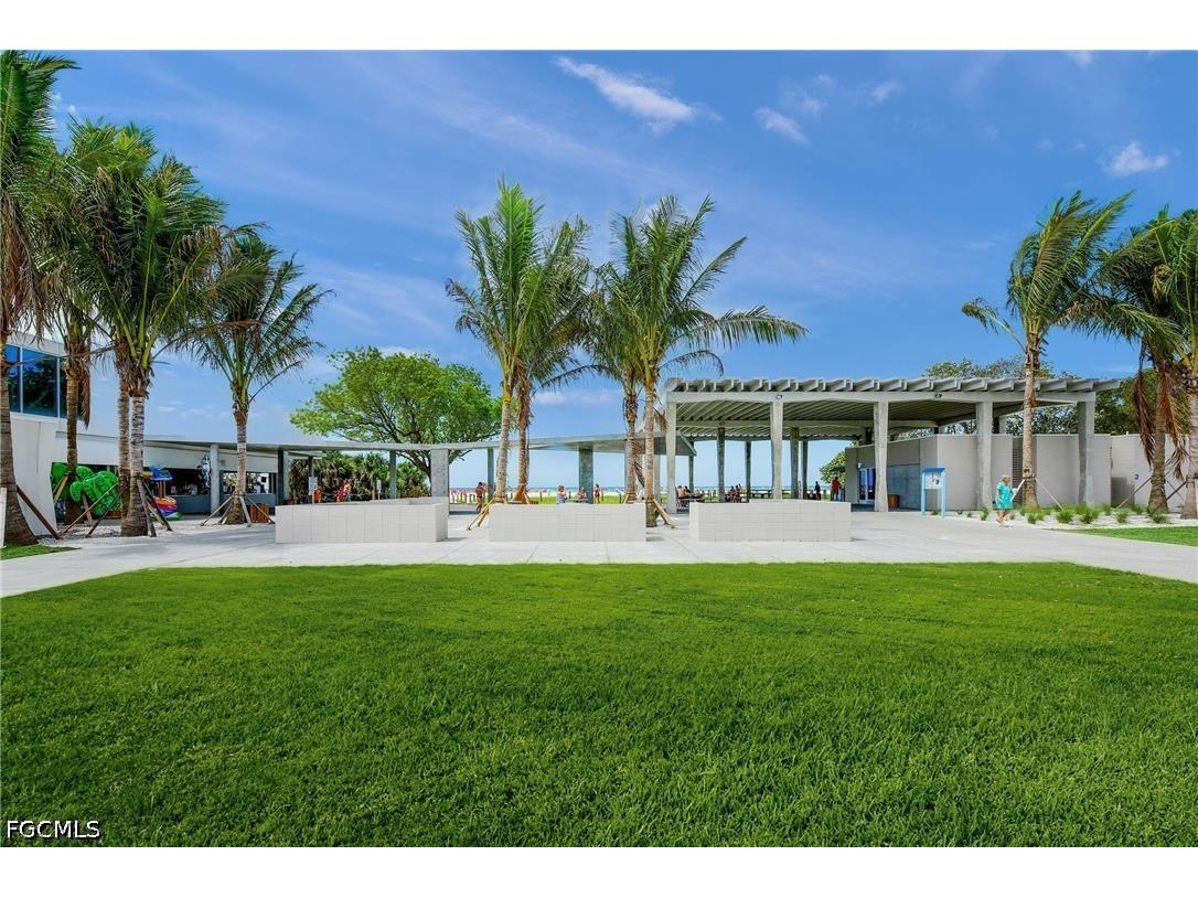 915 Beach Road #215 Sarasota FL 34242 2026015975 image45