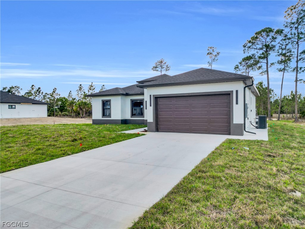 915 Cleveland Avenue Lehigh Acres FL 33972 2026010417 image3