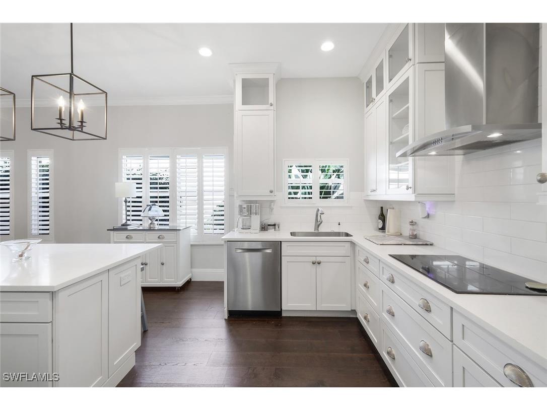 915 Fountain Run Naples FL 34119 225075723 image12