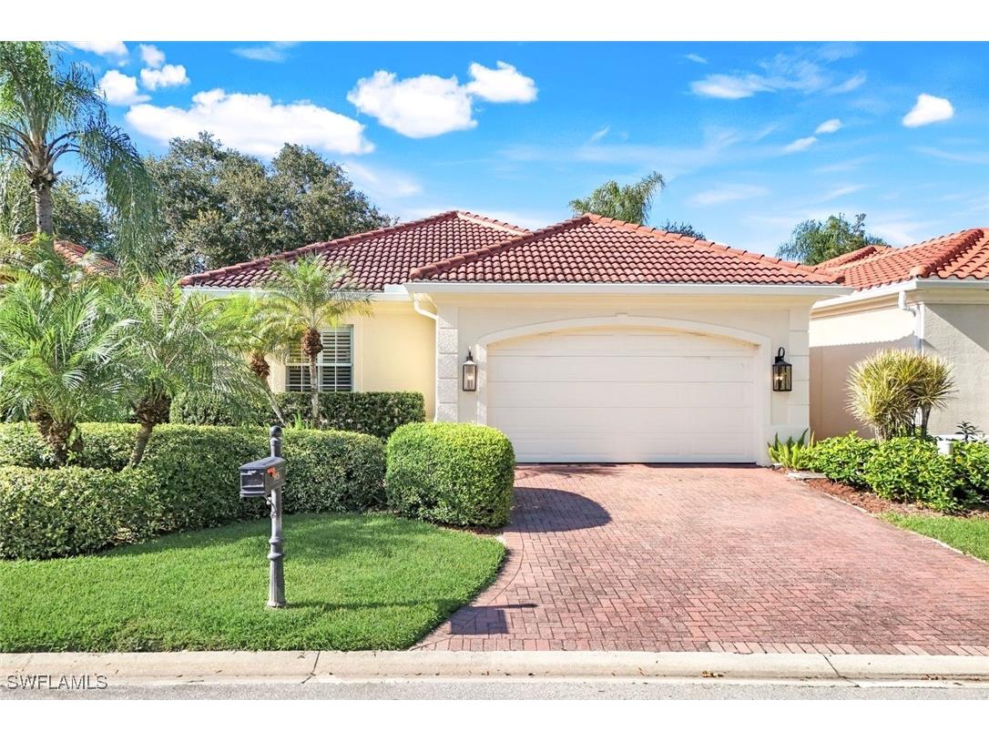 915 Fountain Run Naples FL 34119 225075723 image2