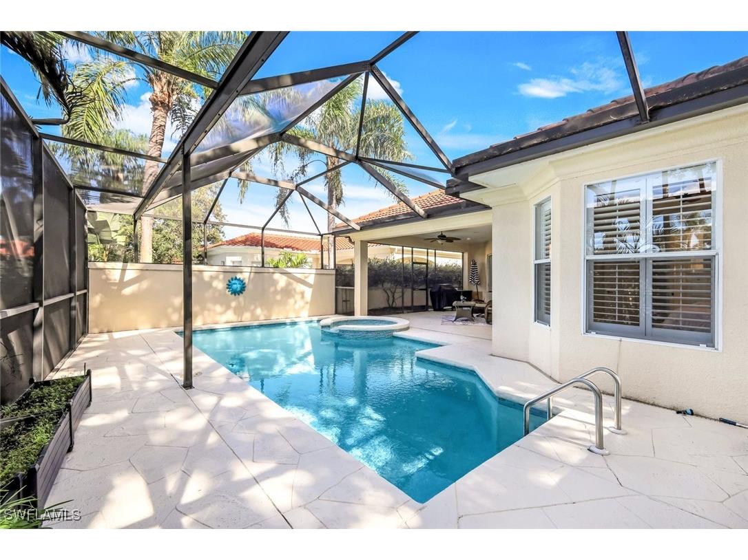 915 Fountain Run Naples FL 34119 225075723 image22