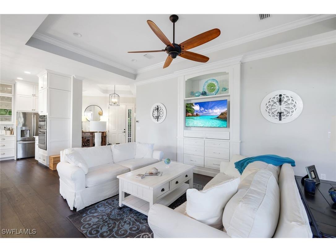 915 Fountain Run Naples FL 34119 225075723 image4