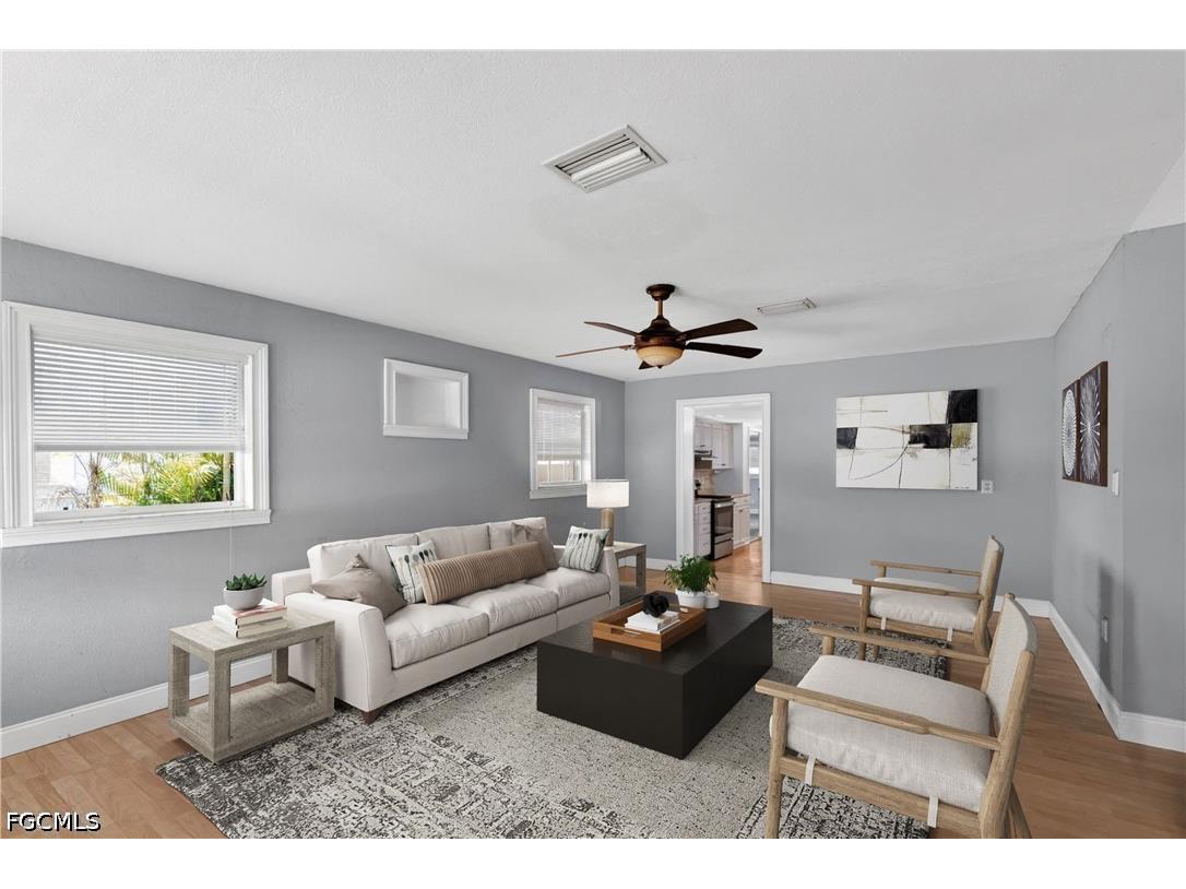 915 Hibiscus Lane North Fort Myers FL 33903 2026020264 image18