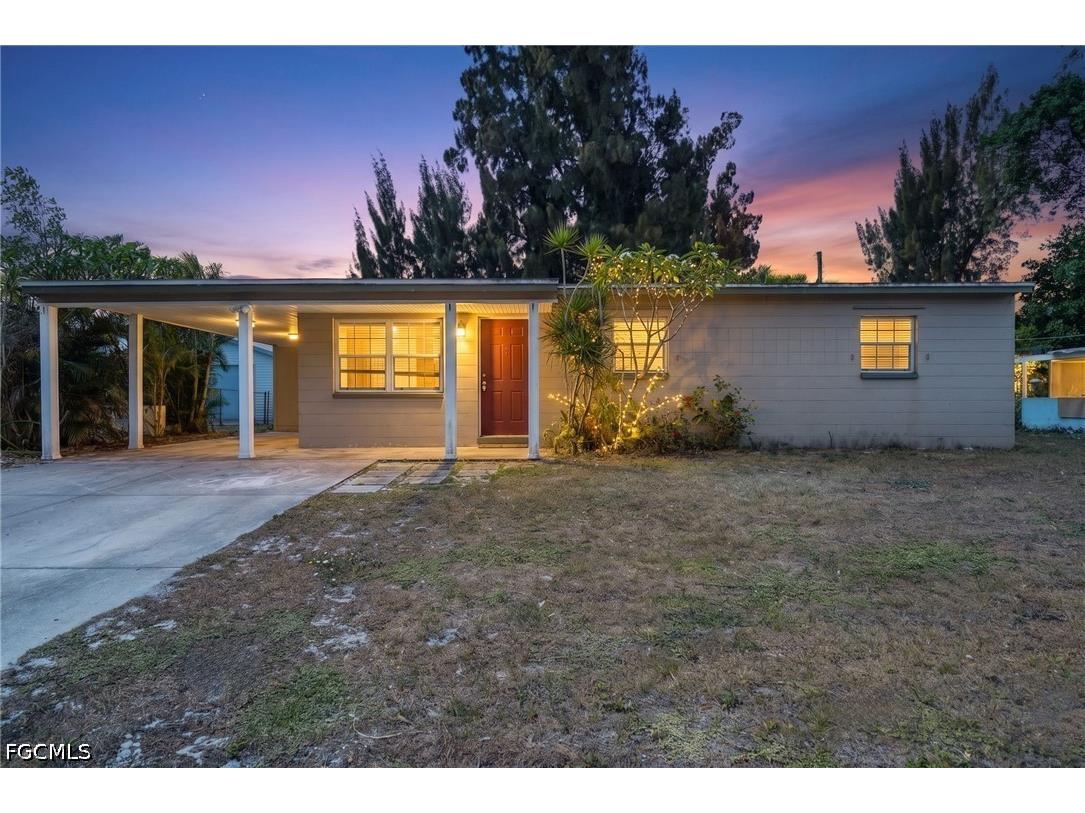 915 Hibiscus Lane North Fort Myers FL 33903 2026020264 image9