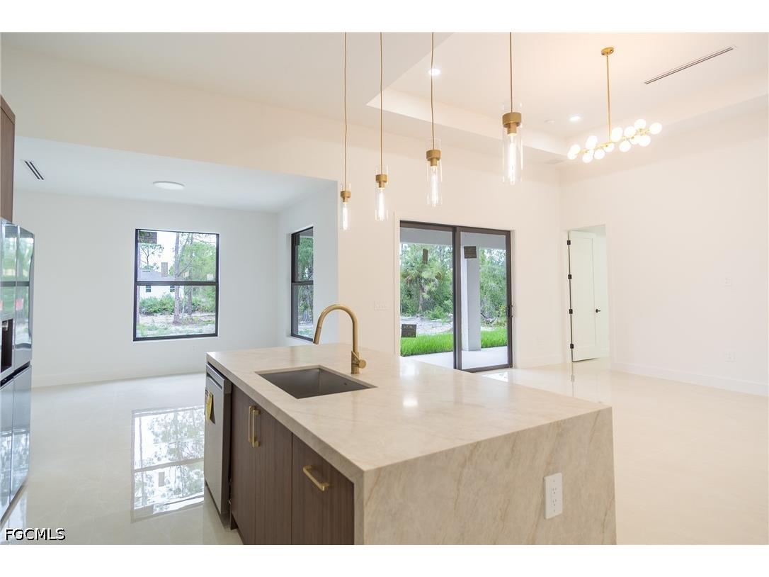 915 Lincoln Avenue Lehigh Acres FL 33972 2026023576 image7