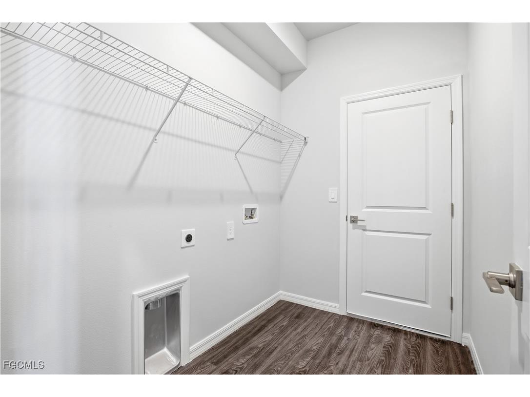 915 NE 19th Street Cape Coral FL 33909 2025017846 image22