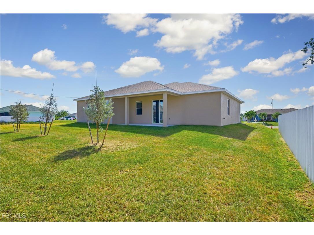 915 NE 19th Street Cape Coral FL 33909 2025017846 image23