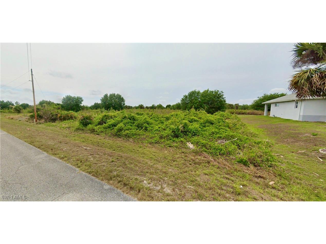915 North Avenue Lehigh Acres FL 33972 224084833 image1