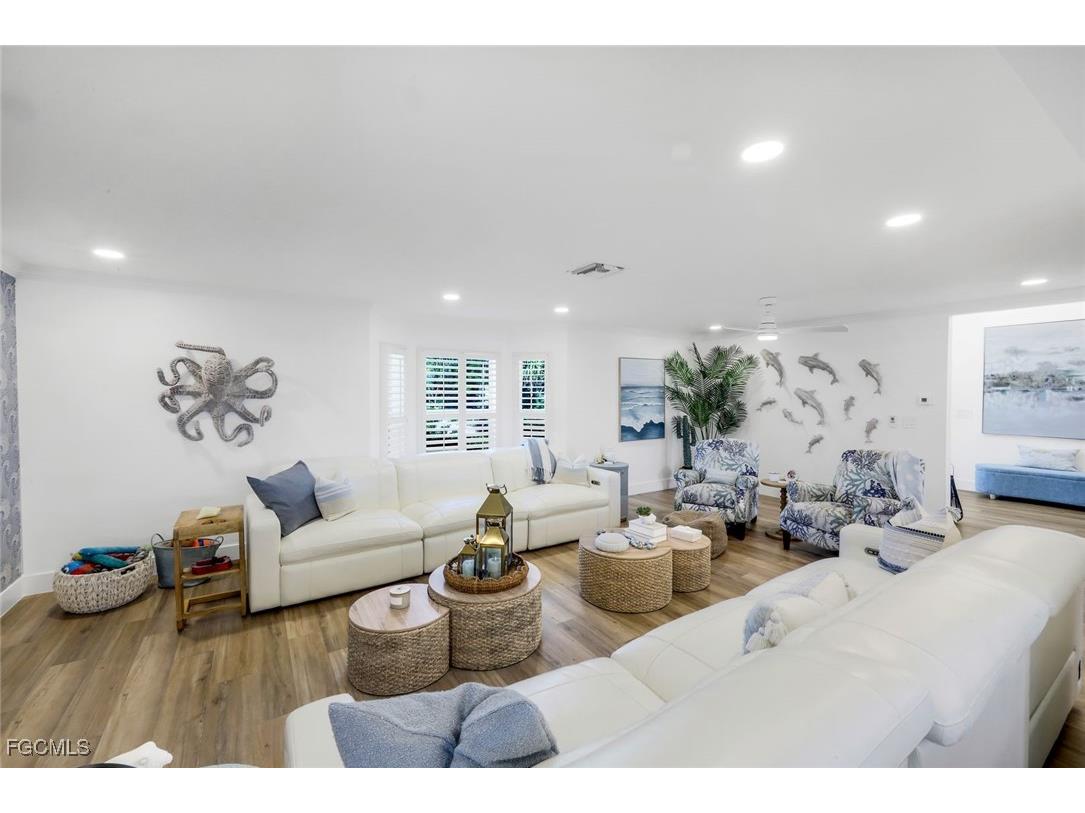 915 Pecten Court Sanibel FL 33957 2025016150 image23