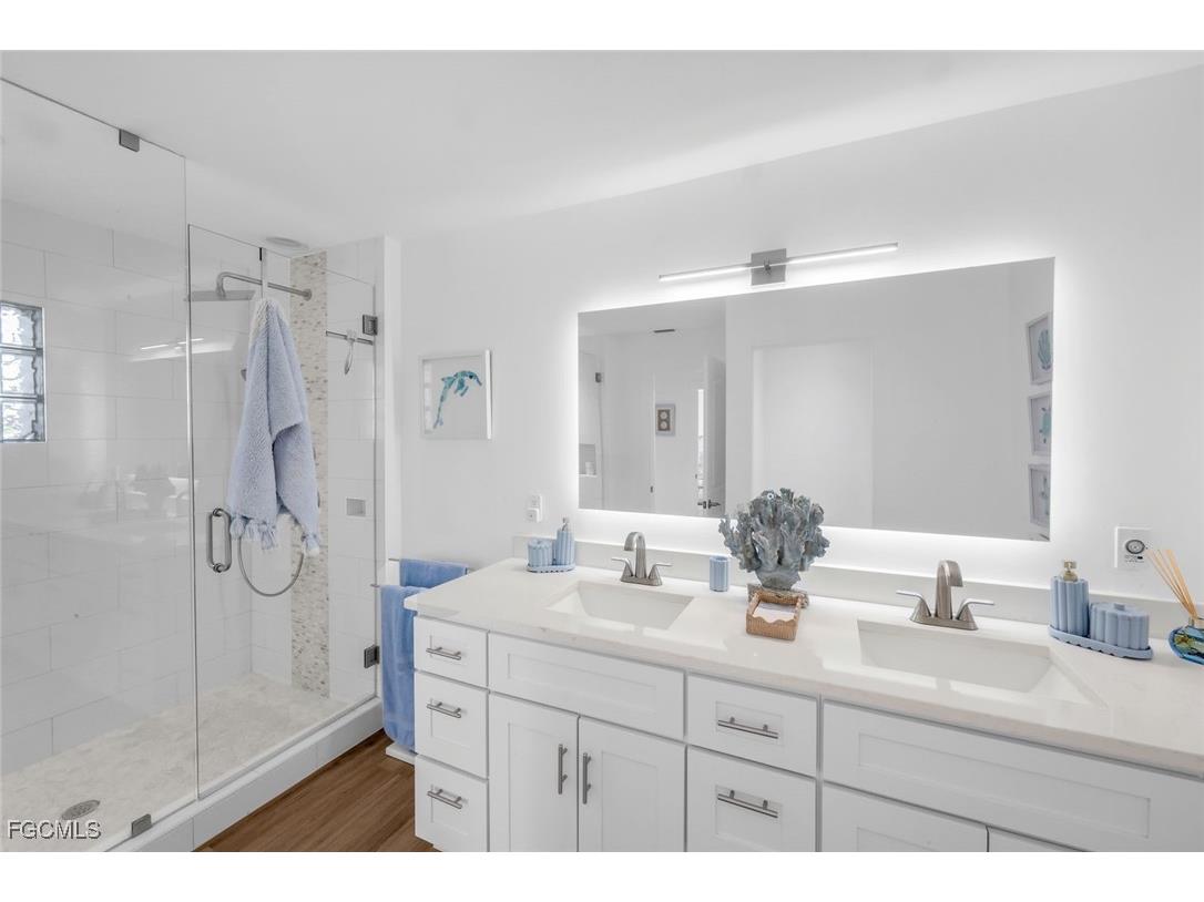 915 Pecten Court Sanibel FL 33957 2025016150 image31