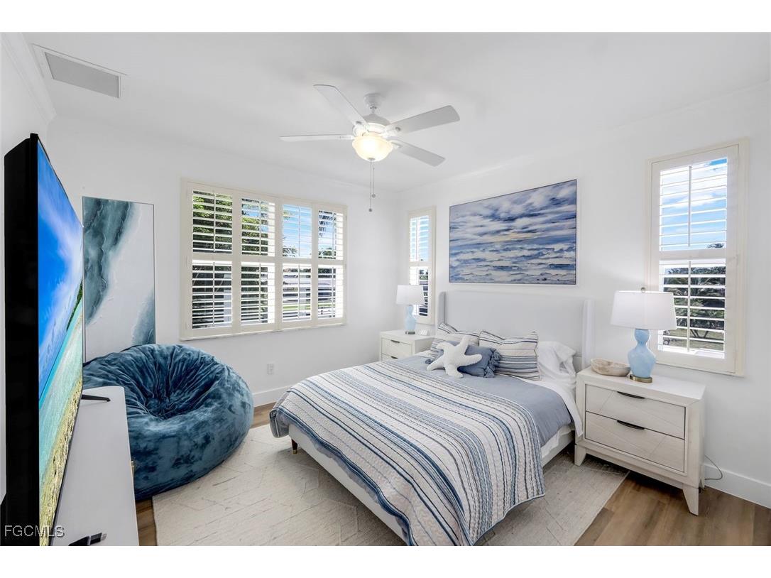 915 Pecten Court Sanibel FL 33957 2025016150 image37