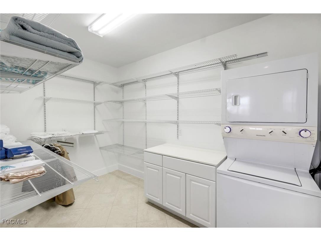 915 Pecten Court Sanibel FL 33957 2025016150 image38