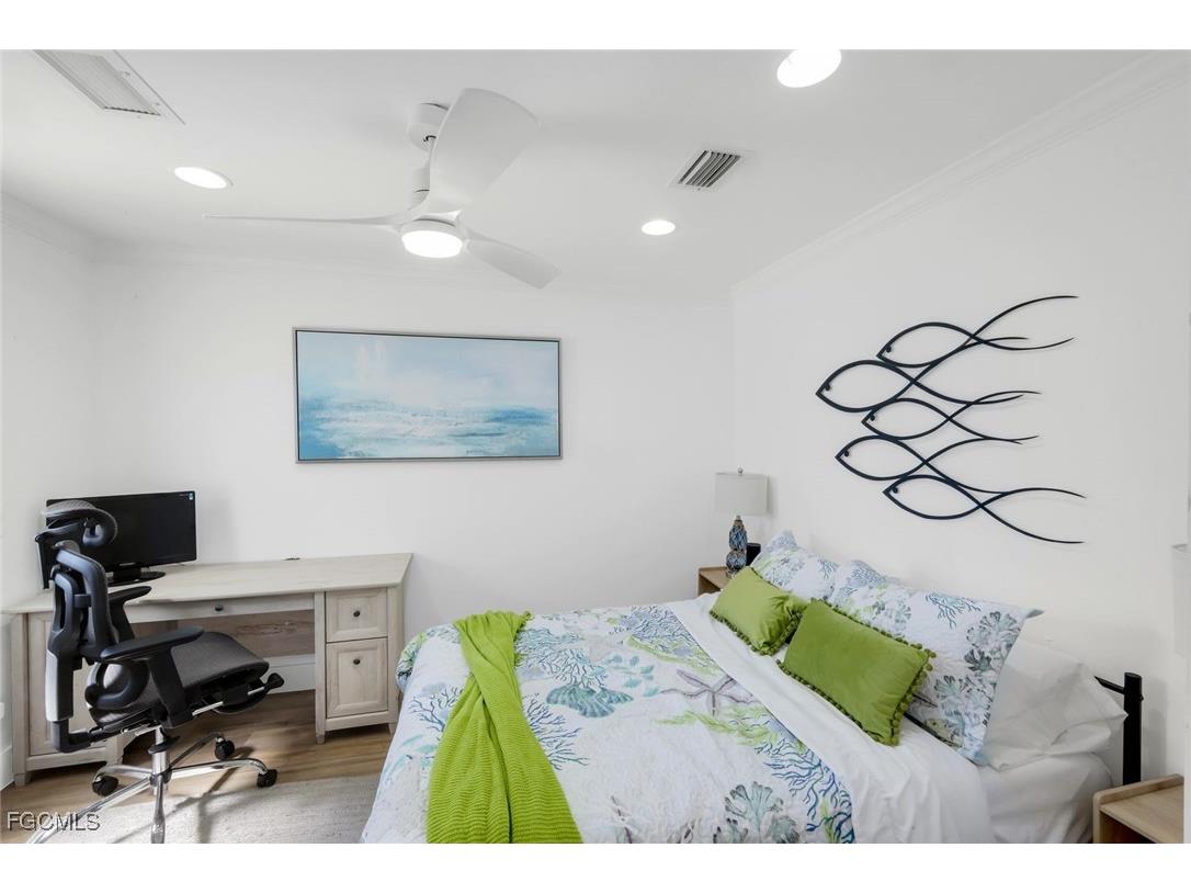 915 Pecten Court Sanibel FL 33957 2025016150 image39