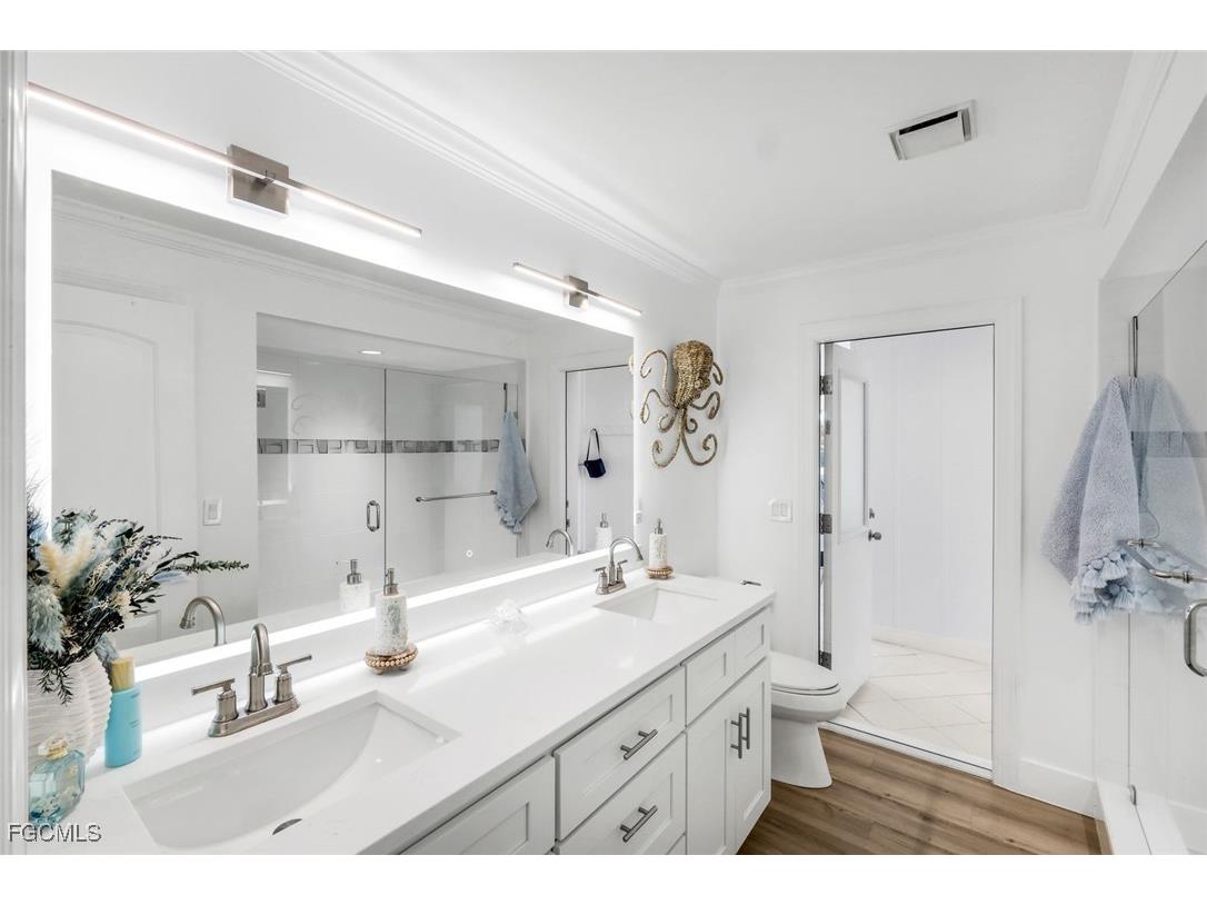 915 Pecten Court Sanibel FL 33957 2025016150 image42