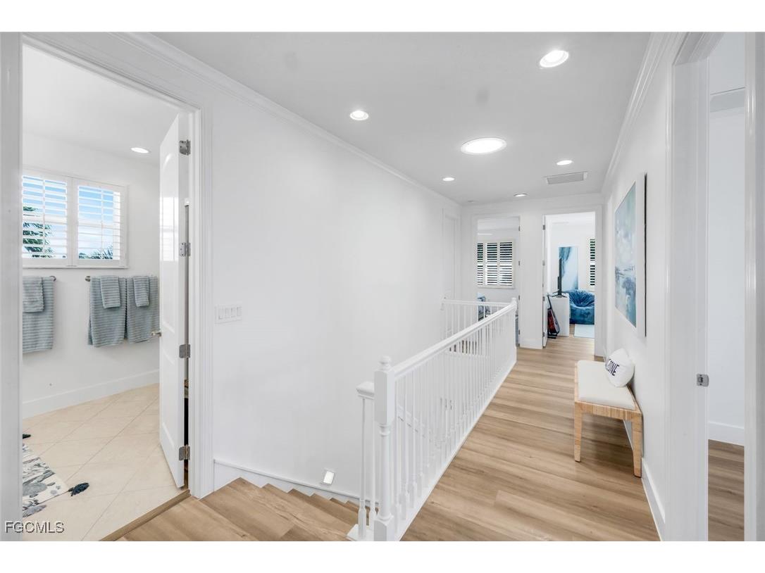 915 Pecten Court Sanibel FL 33957 2025016150 image43