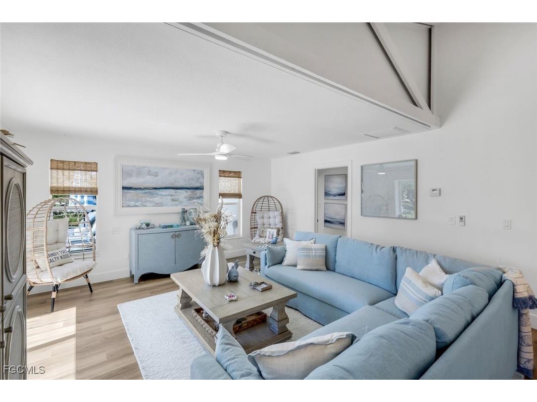 915 Pecten Court Sanibel FL 33957 2025016150 image9