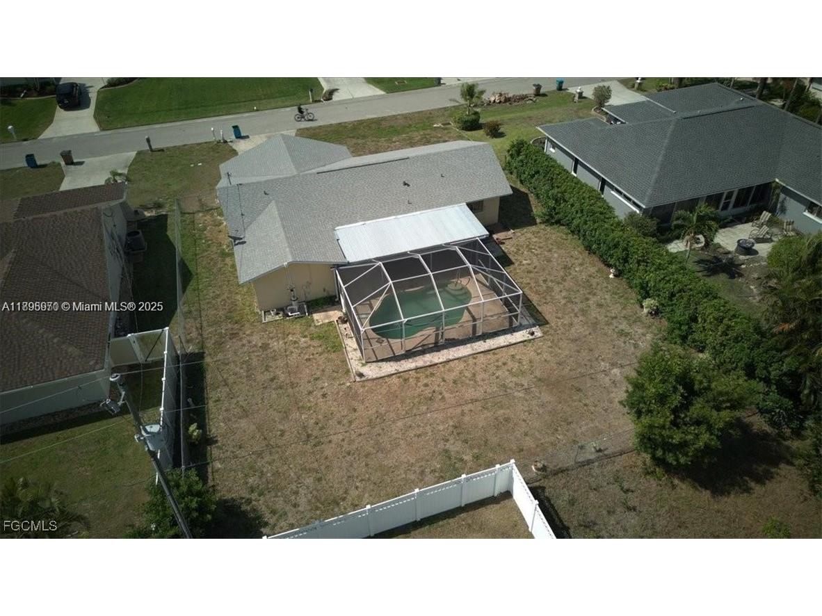 915 SE 20th Street Cape Coral FL 33990 2025016131 image1