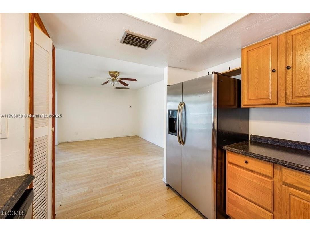 915 SE 20th Street Cape Coral FL 33990 2025016131 image9