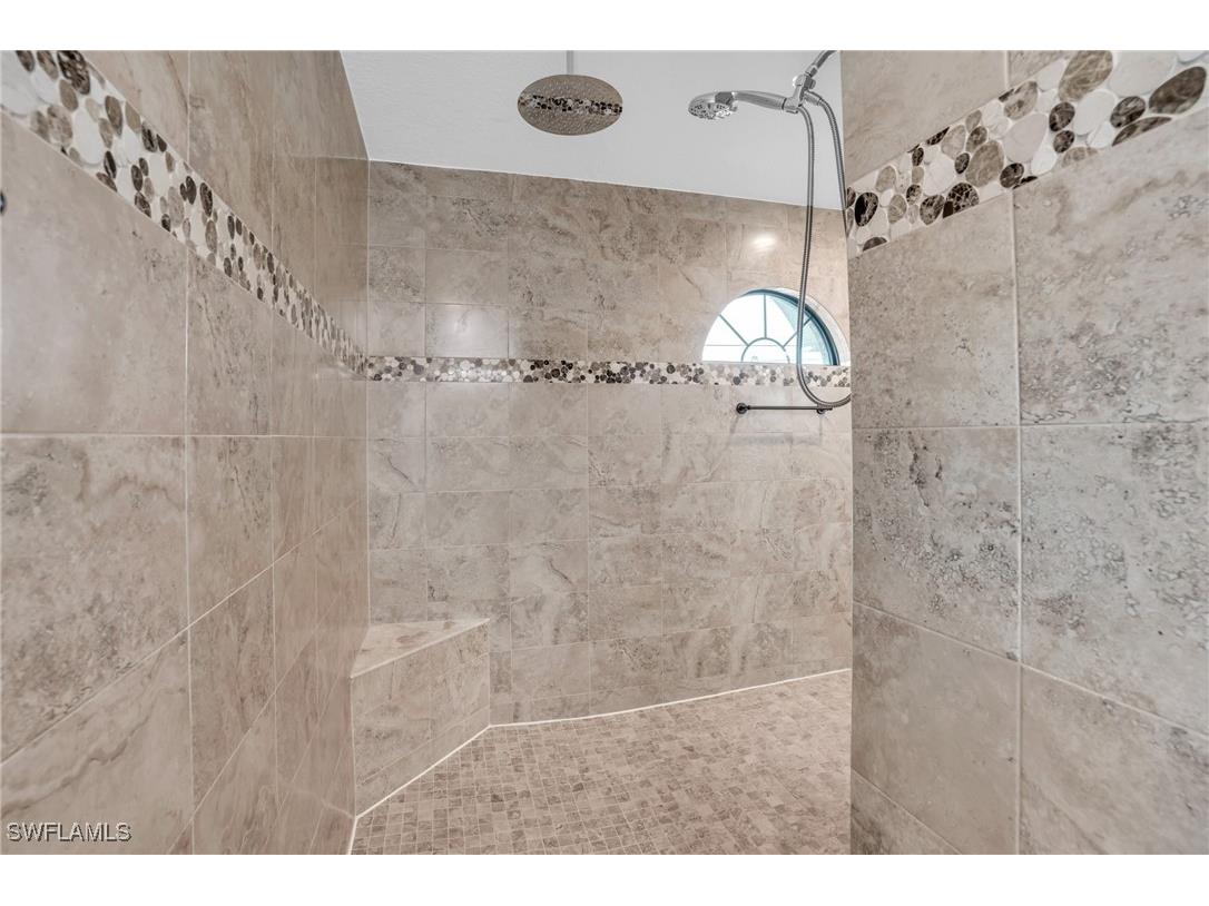 915 SE 33rd Terrace Cape Coral FL 33904 225058958 image29