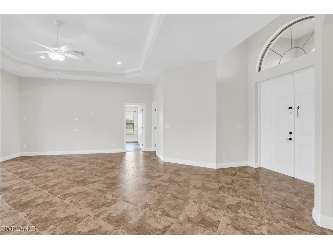 915 SE 33rd Terrace Cape Coral FL 33904 225058958 image3