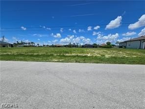 915 SW 28th Terrace Cape Coral FL 33914 2025002786 image1