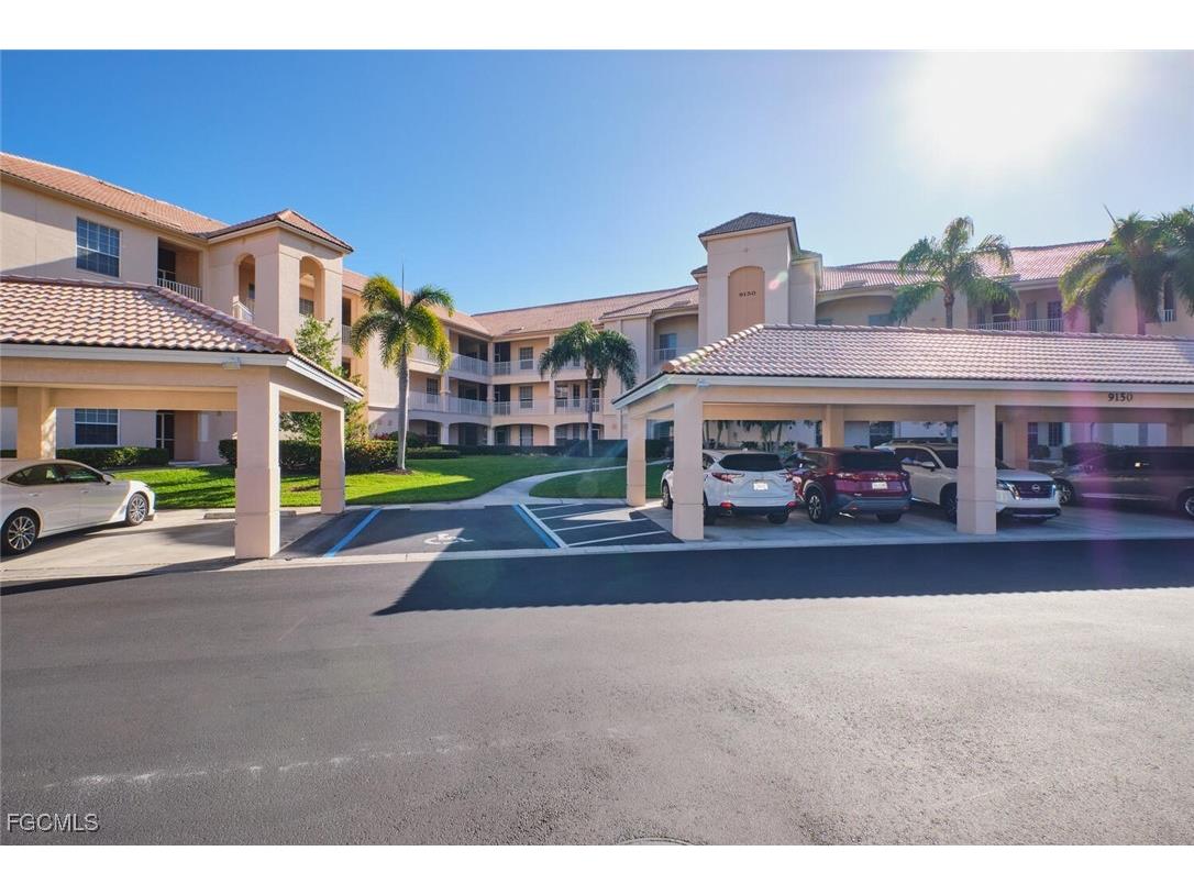 9150 Southmont Cove #108 Fort Myers FL 33908 2026003872 image1
