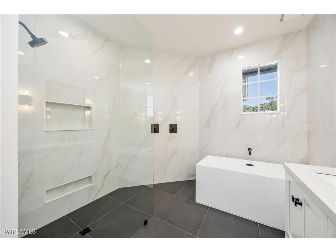 9151 Palmetto Ridge Drive #202 Estero FL 34135 225079233 image15