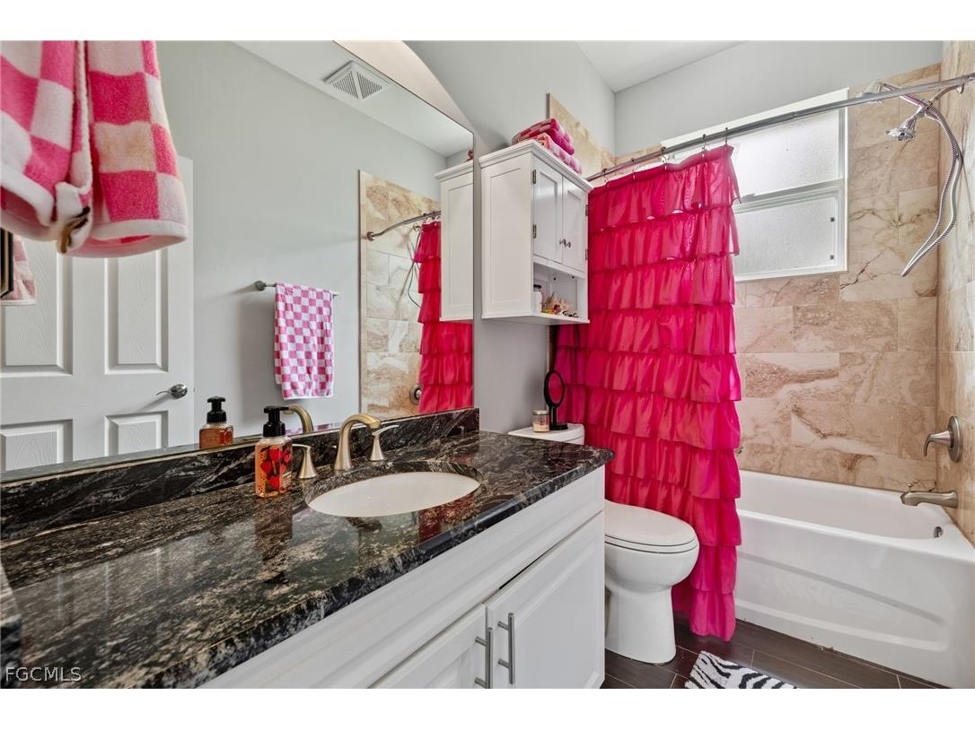 9154 Estero River Circle Estero FL 33928 2026007934 image17
