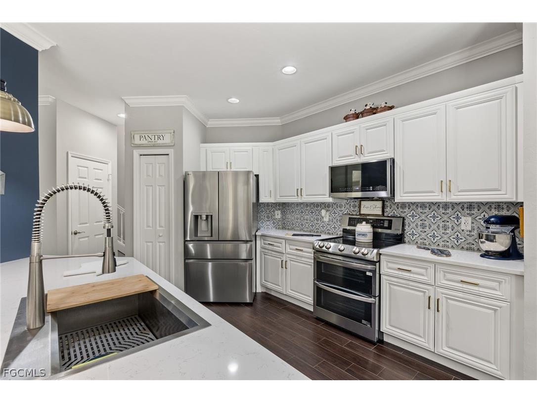 9154 Estero River Circle Estero FL 33928 2026007934 image5