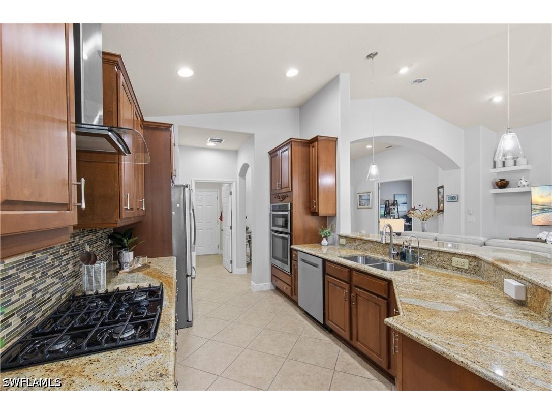 9157 Astonia Way Estero FL 33967 226016420 image3