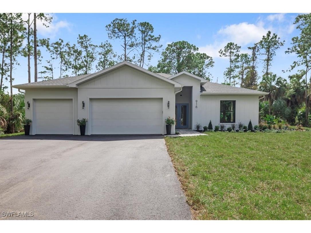 916 22nd Avenue NE Naples FL 34120 225076239 image1