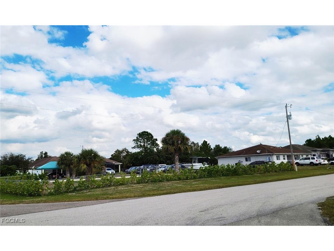 916 Ashley Oaks Drive Lehigh Acres FL 33974 2025022744 image12
