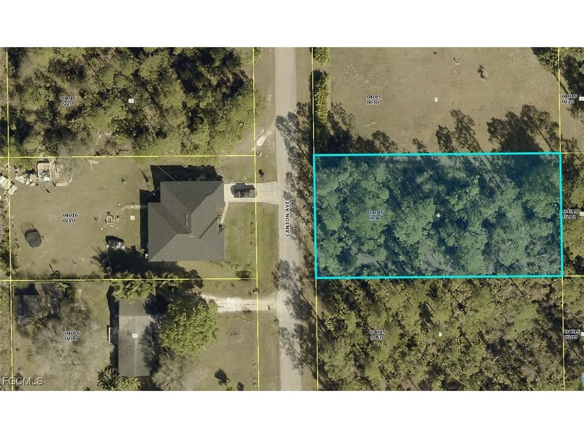 916 Canton Avenue Lehigh Acres FL 33972 2026003455 image1