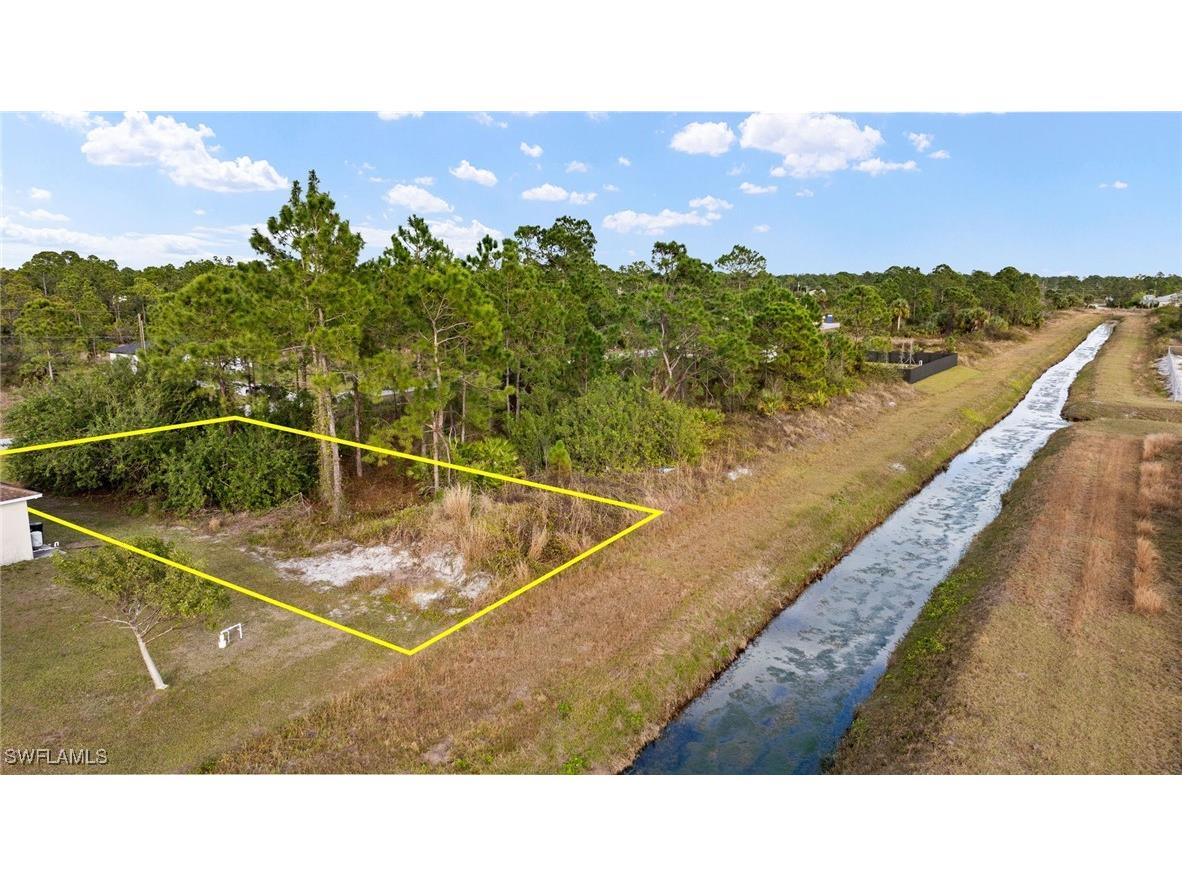 916 Danube Street Lehigh Acres FL 33974 225006383 image1
