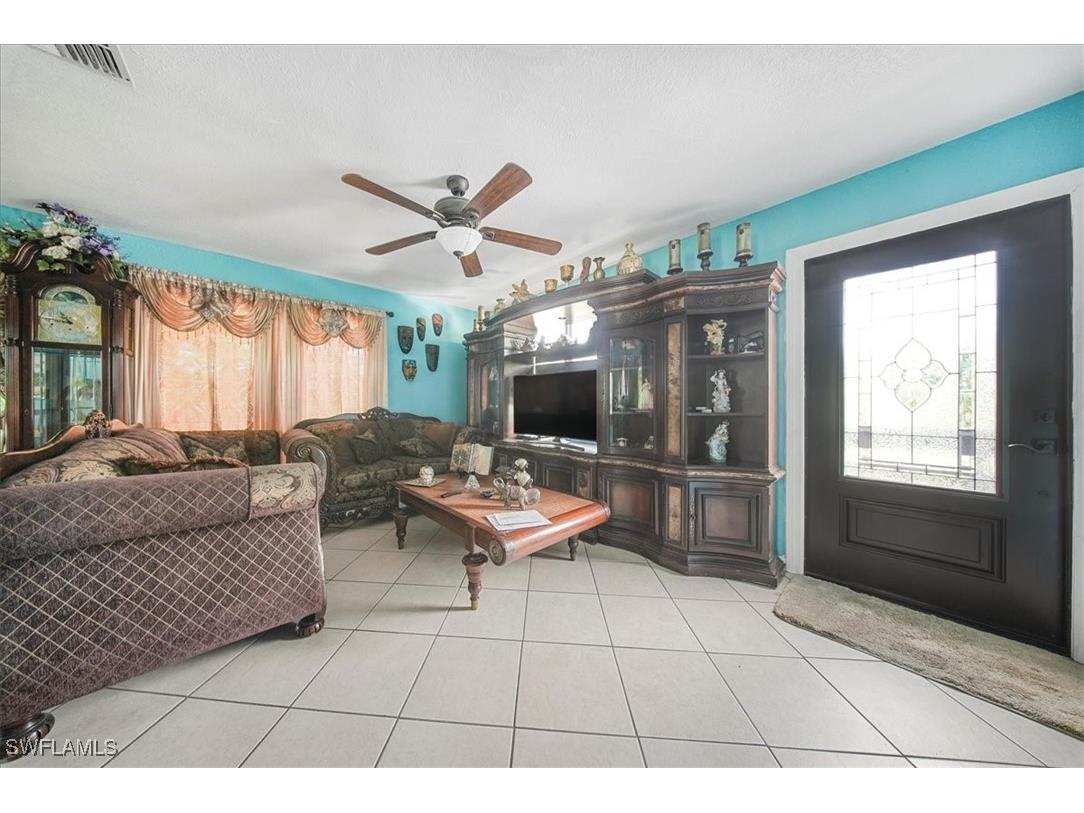 916 Euclid Avenue Lehigh Acres FL 33972 225072138 image3