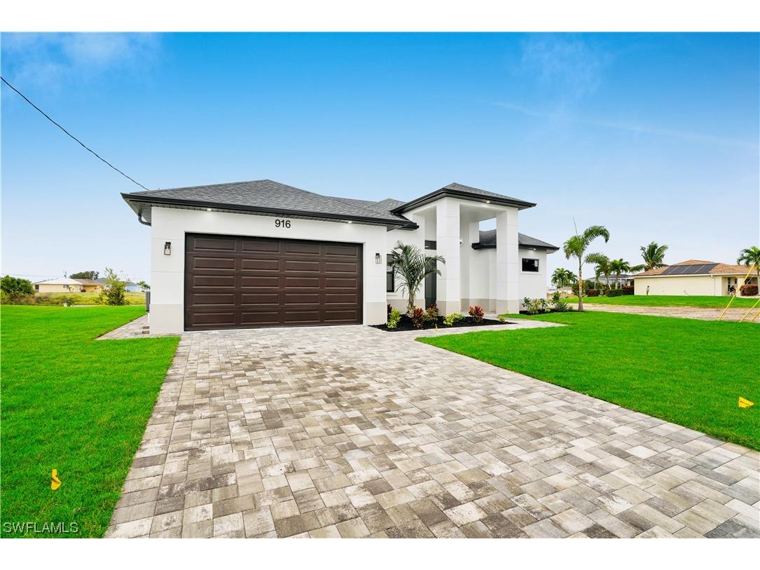 916 NE 11th Avenue Cape Coral FL 33909 223085171 image1
