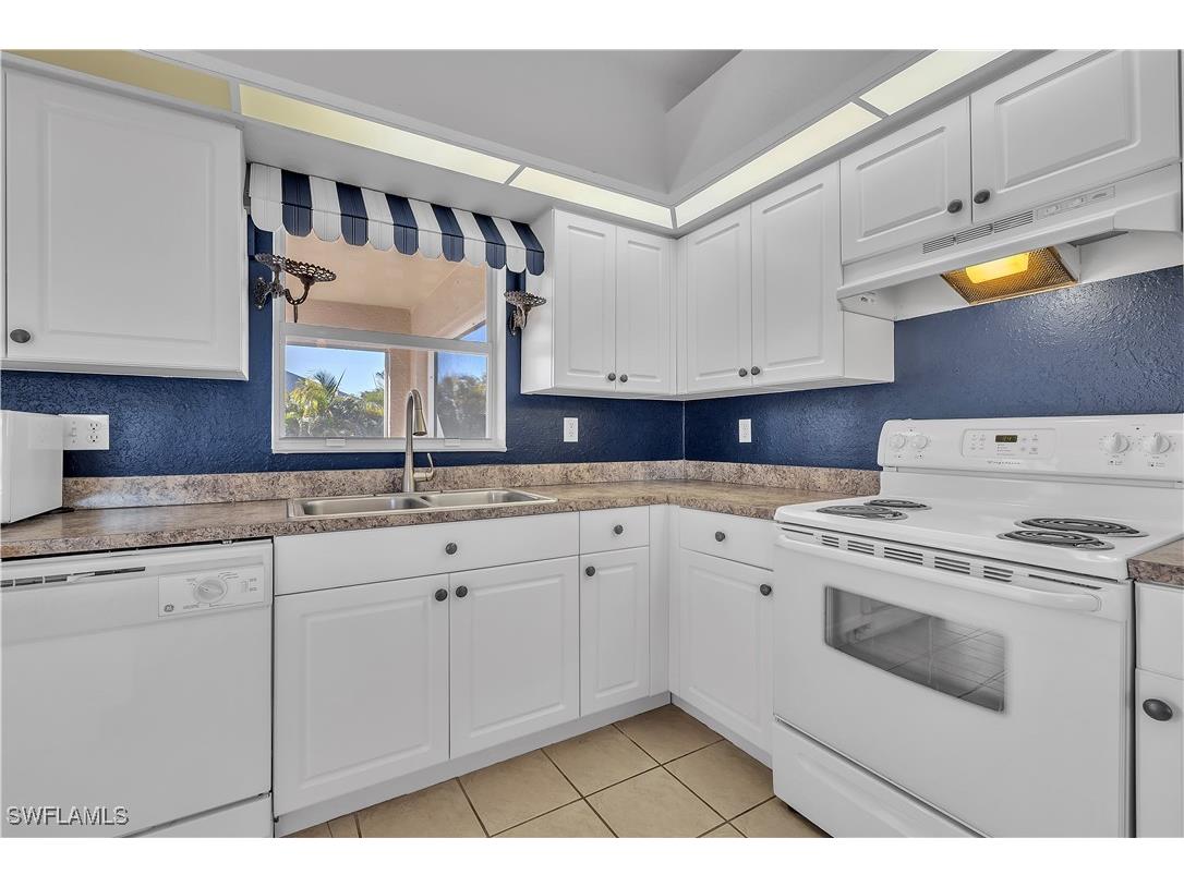 916 NE 4th Place Cape Coral FL 33909 226005851 image16