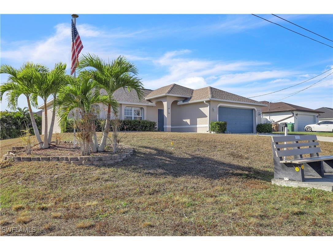 916 NE 4th Place Cape Coral FL 33909 226005851 image2