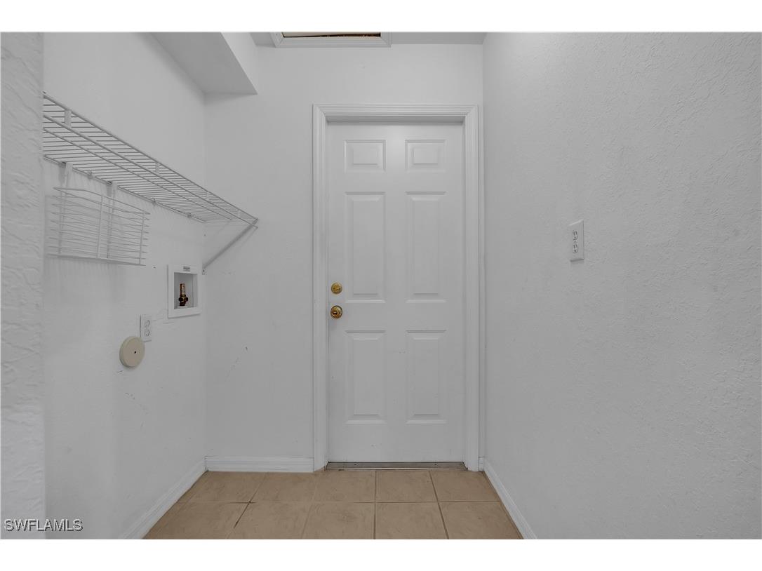 916 NE 4th Place Cape Coral FL 33909 226005851 image38